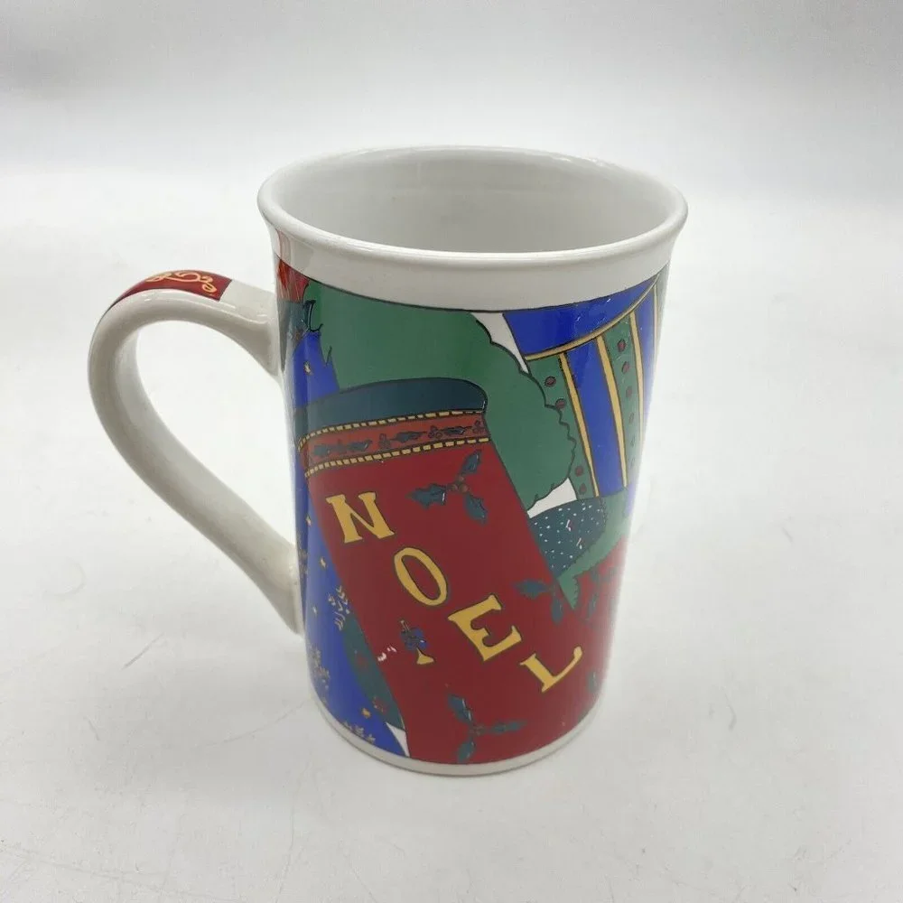 VTG 90s Christmas Porcelain Mug Set of 4 Metal Wicker Caddy‎ Holiday Festive Y2K